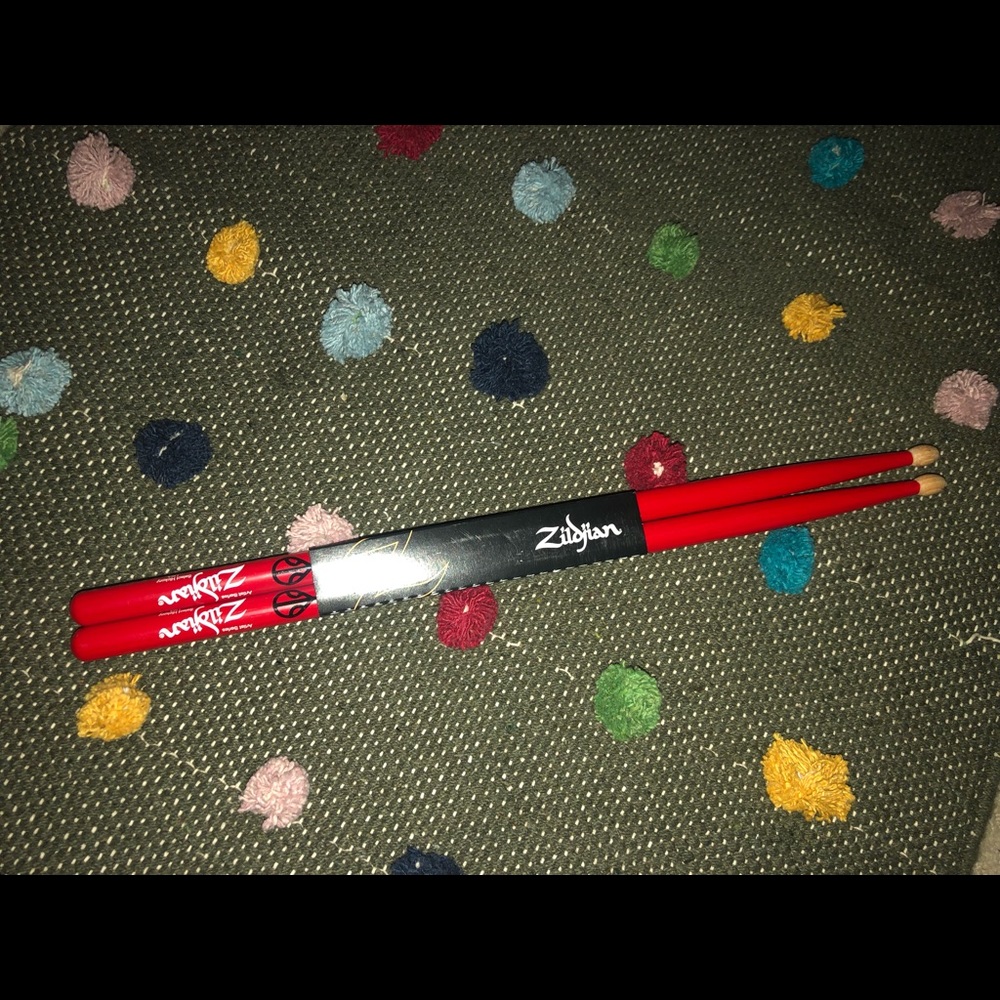 zildjian bright red drumsticks
